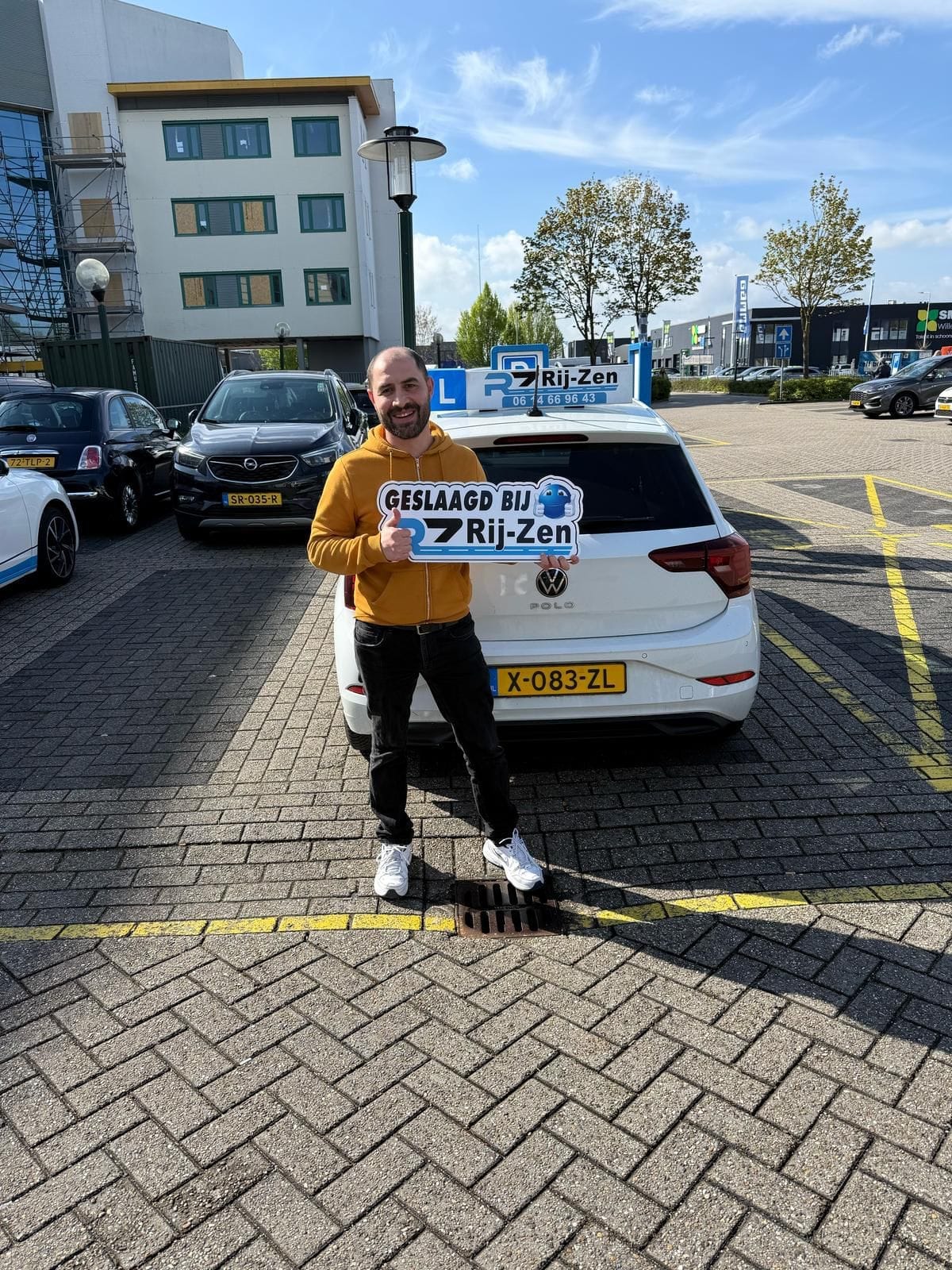 Geslaagde leerling bij Rij-Zen