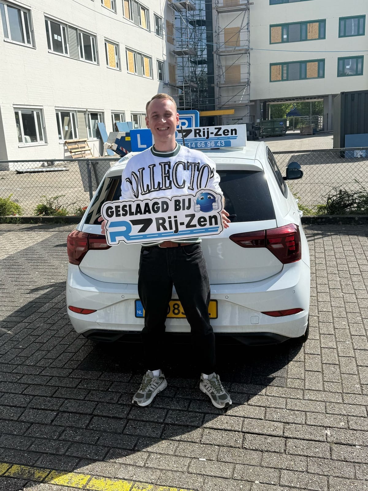 Geslaagde leerling bij Rij-Zen